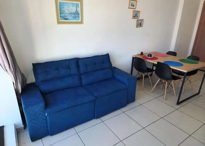 Apartamento mobiliado e confortável em candeias